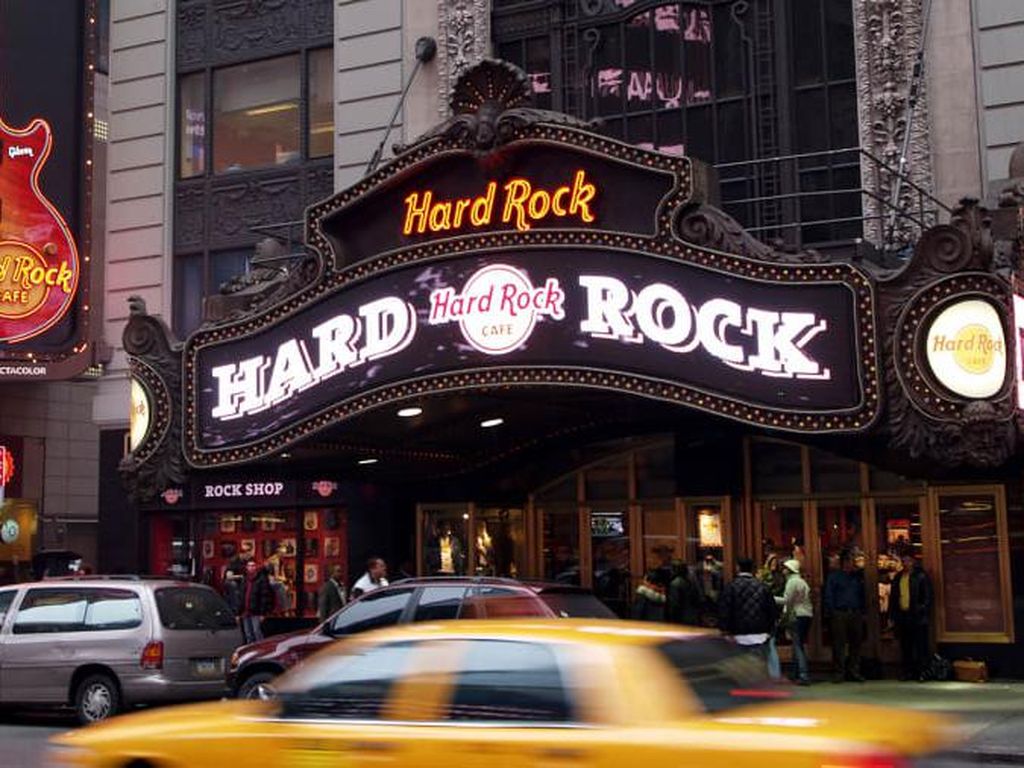 Melihat Kembali 50 Tahun Hard Rock Cafe